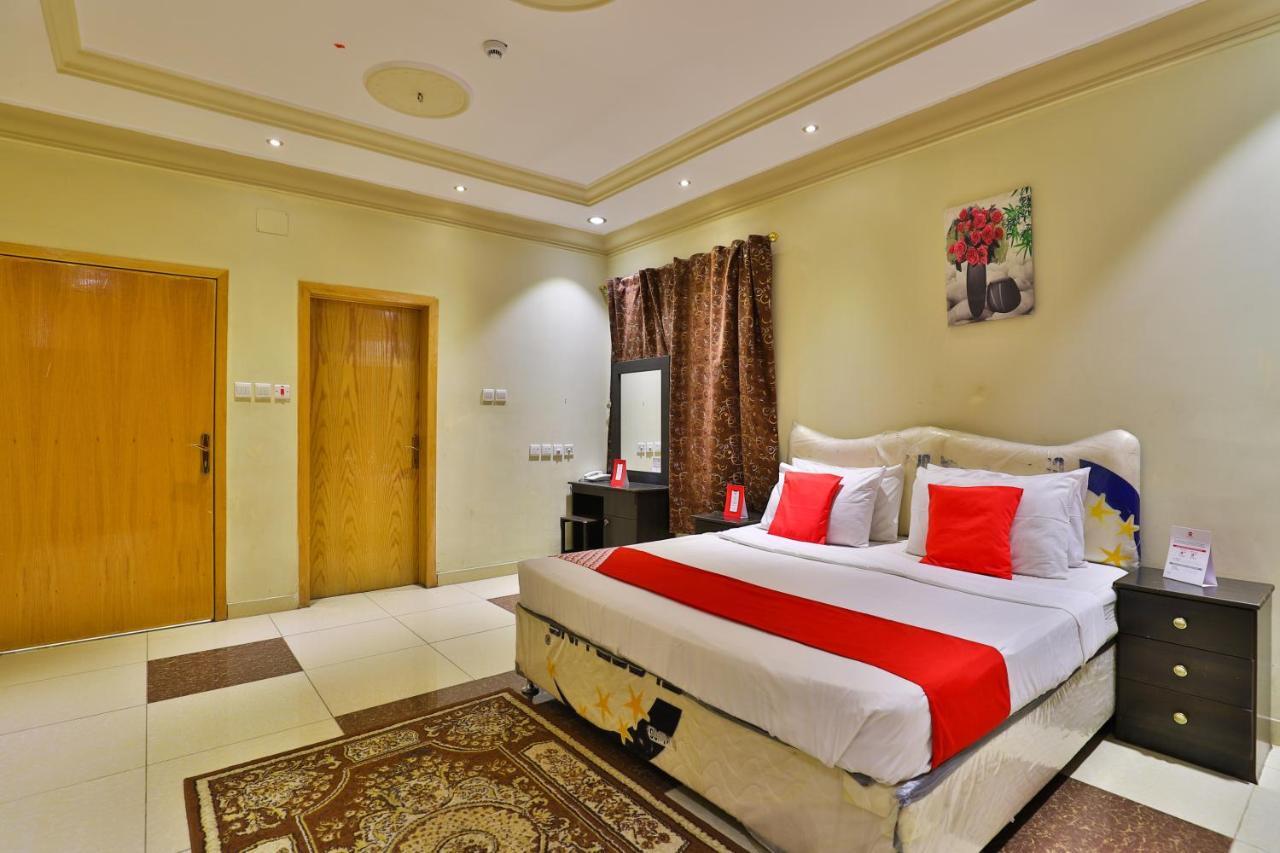Capital O 324 Green House Hotel Абха Екстериор снимка